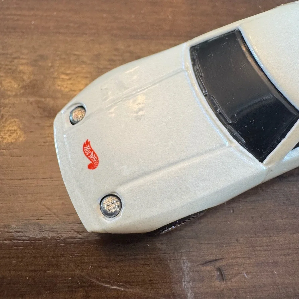 Hot Wheels Porsche 928 Pearl White 1978 Mattel Diecast Car Malaysia